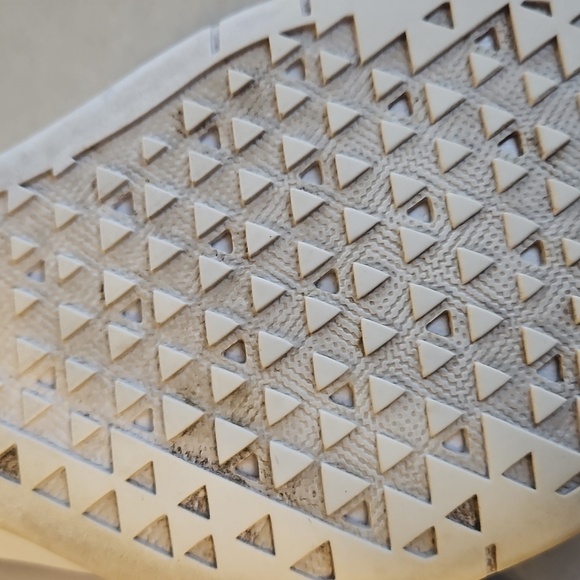 Nike Air Max Bella Tr 2 Sneakers - Picture 9 of 13